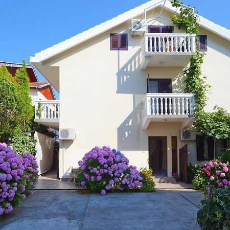 Apartments Ratkovic Tivat Rum bild
