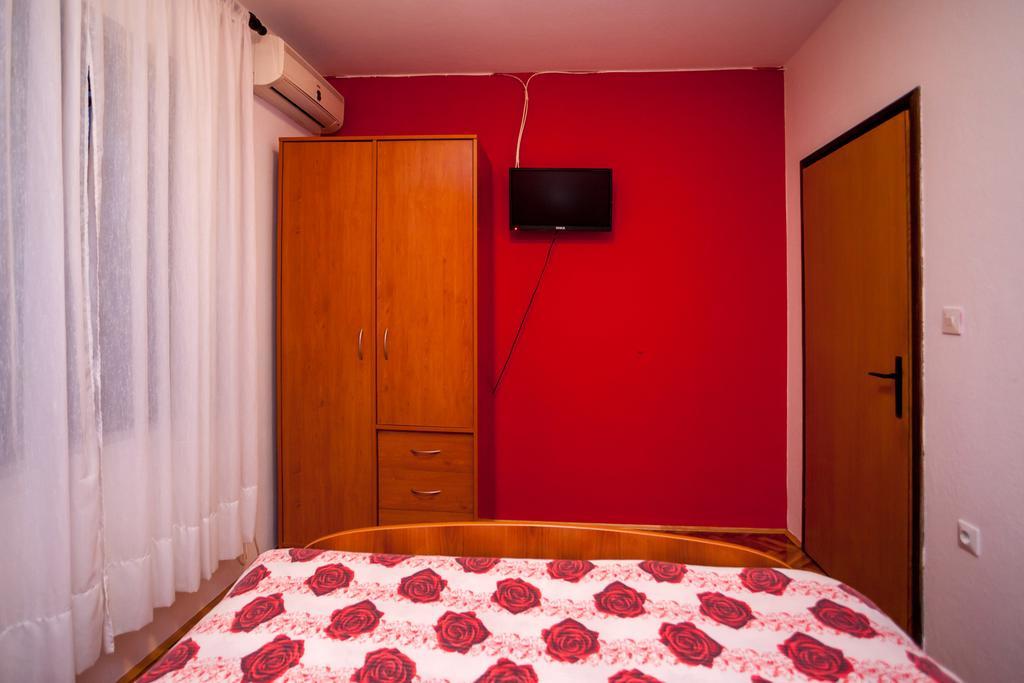 Apartments Ratkovic Tivat Rum bild